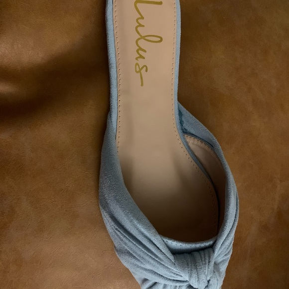 New Lulus blue shoes - Picture 3 of 4